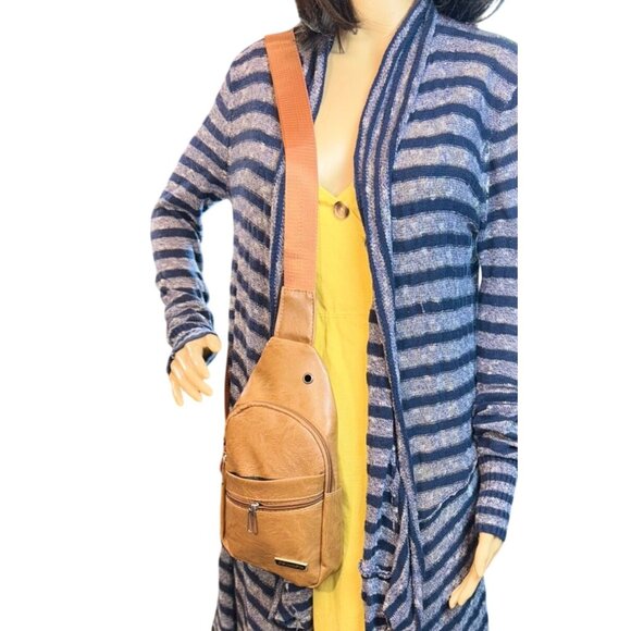 Unisex PU Leather Adjustable Travel/Cross body Bag in Whiskey Brown NWOT - Picture 2 of 10